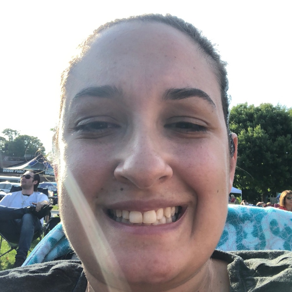 Meet your Posher, Lisa